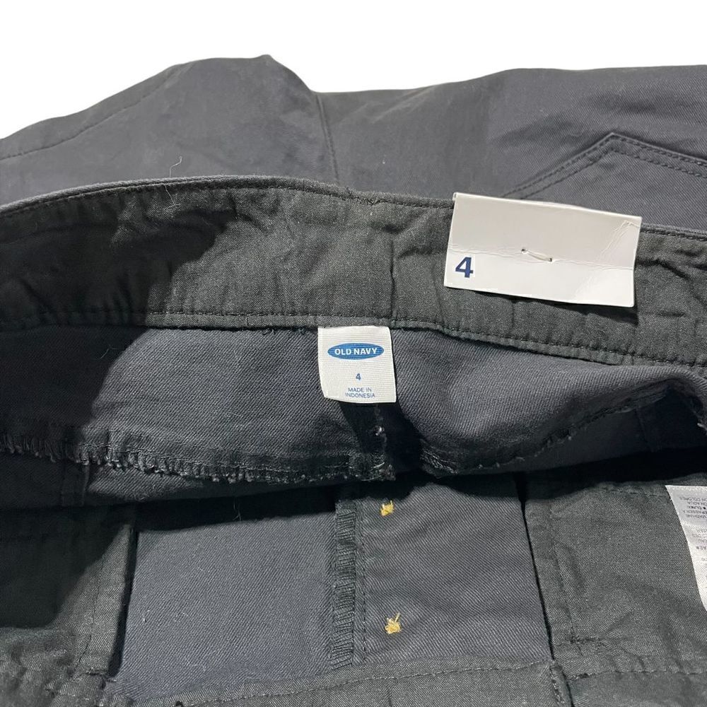 NWT Old Navy Women’s Charcoal Gray Button Up Shorts Size 4 - Picture 13 of 15